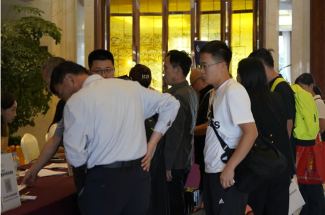 1727597499110571.png 课改研讨会