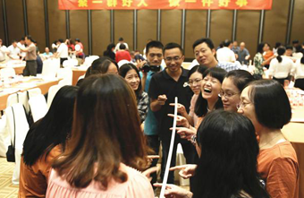 高效开展小组团队力活动的流程与方法,小组合作学习操作案例展示